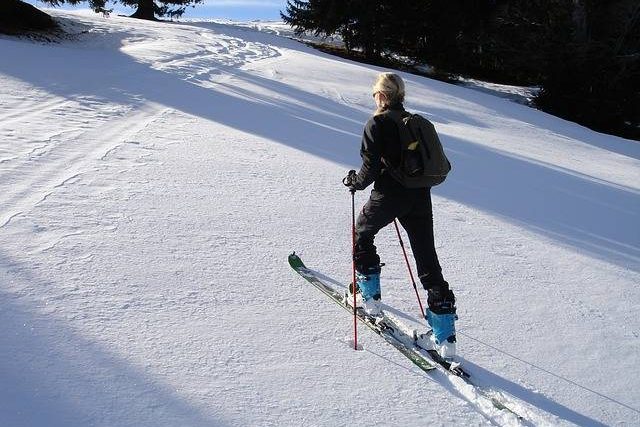 esqui travesia pirineos baquiera actividades
